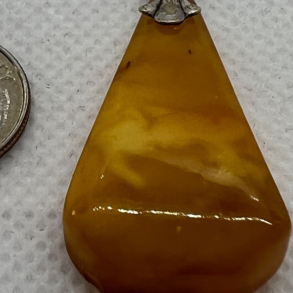 VINTAGE  BALTIC BUTTERSCOTCH INCLUSION AMBER STONE PENDANT SOVIET USSR - Picture 2 of 16